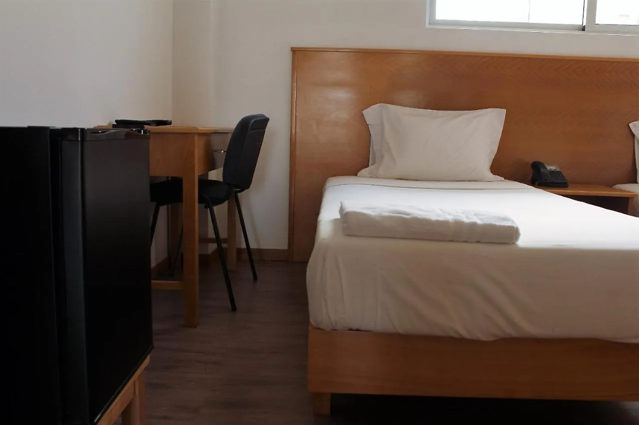 Pensao Kretcheu Hotel Mindelo 0*,  Kaapverdische Eilanden